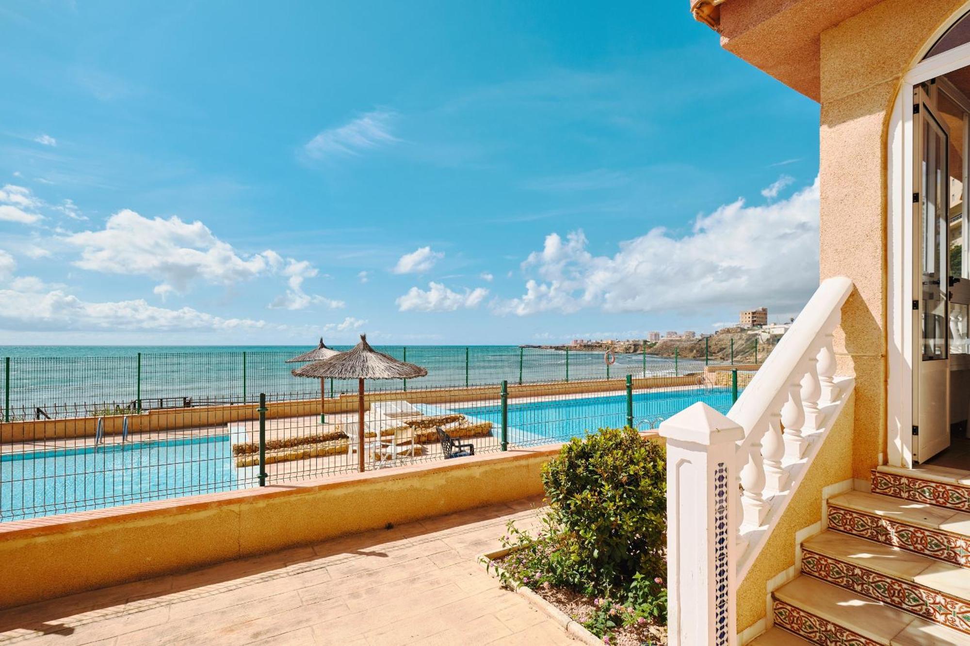 Apartment Espanhouse Martina First Line Sea View With Pool